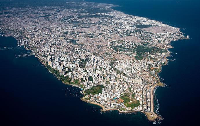 Flat Luxo Bem Localizado No Bairro Da Barra Salvador Apartment Exterior photo